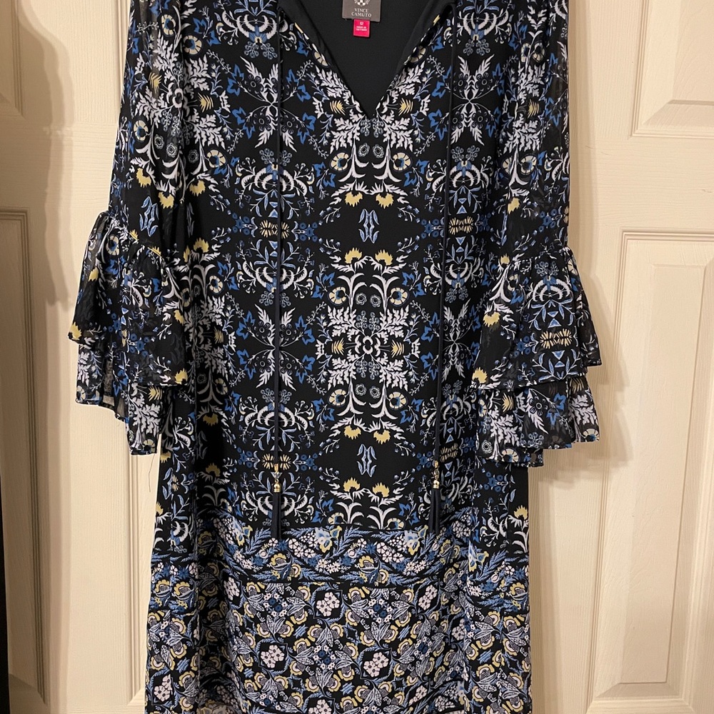 Beautiful Vince Camuto dress.